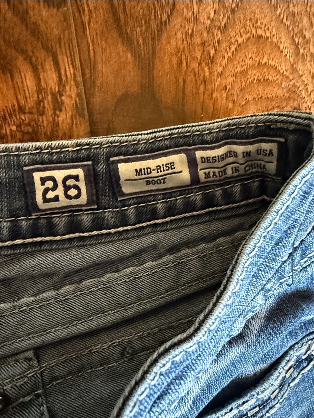Miss Me Mid Rise Bootcut jeans, size 26 - Picture 2 of 5